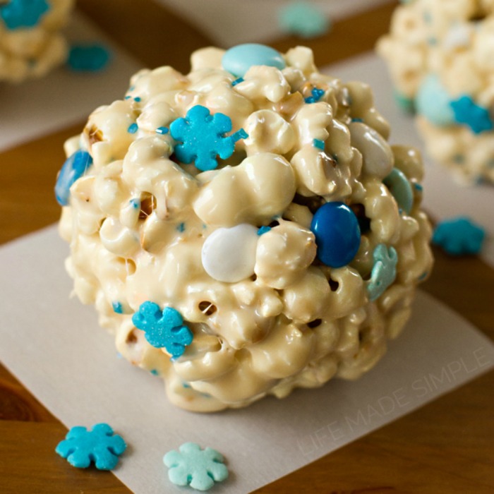 25 Whimsical Winter Snacks For Kids