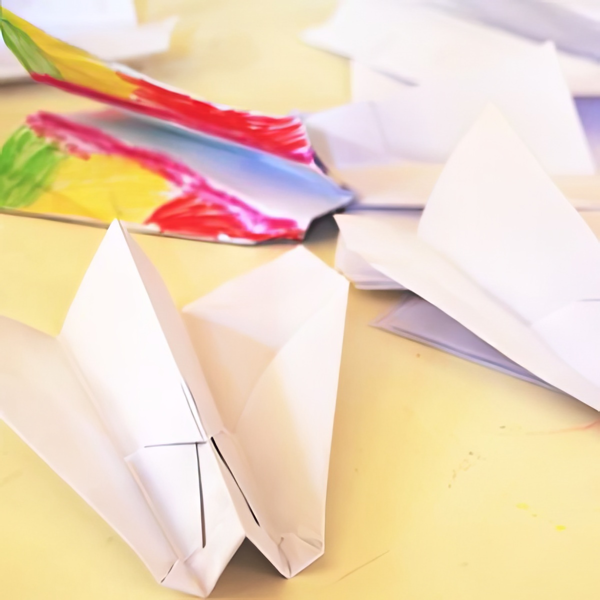 Paper Airplanes, educational activities and games for 5-year-olds, perfect paper planes
