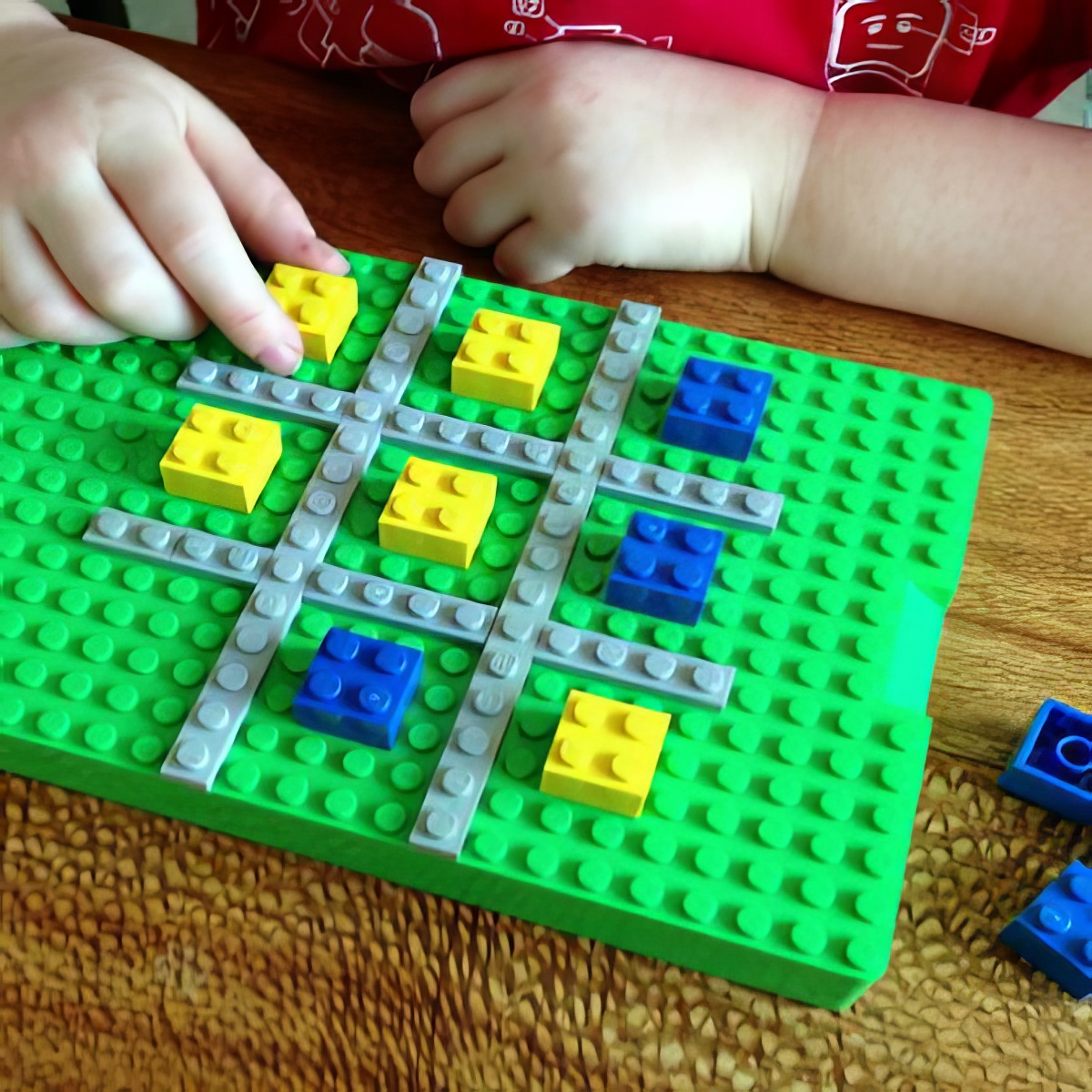 Lego-Tic-Tac-Toe-game, lego game, boredom buster activities for 4-year-olds