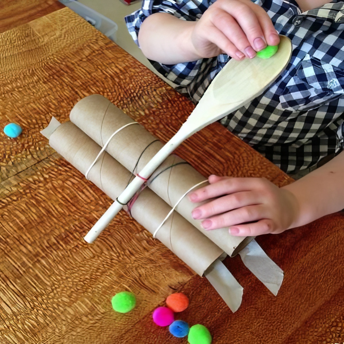 simple-diy-catapult, everyday things catapult craft, creative catapult 