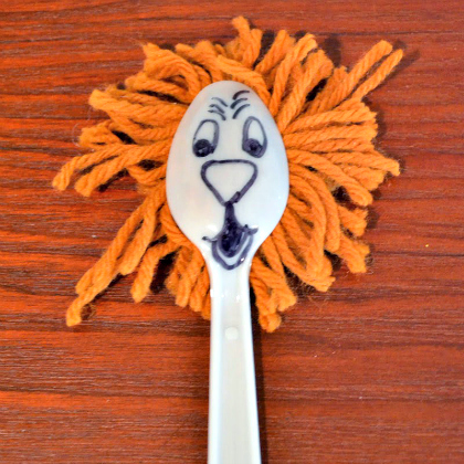 Prepare to Roar with this simple Spoon Lion Craft for Toddlers.