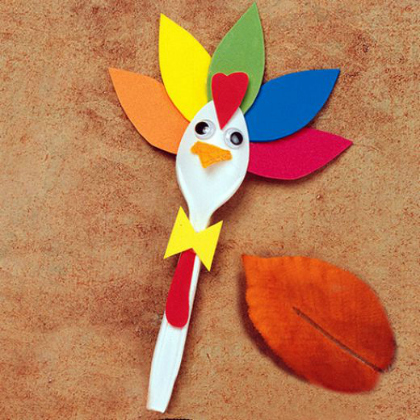 Let's Enjoy and create this turkey simple spoon for Preschoolers and Toddlers