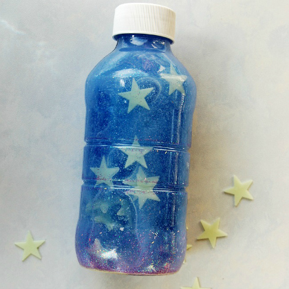 Help your kids count the stars using this glow in the dark sleep bottles a night!