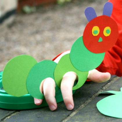 finger puppet caterpillar for preschoolers!