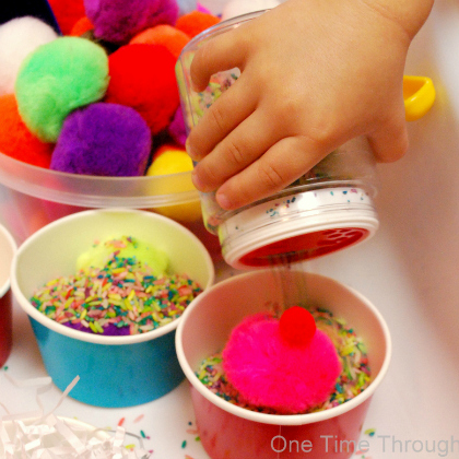 ice cream shop, Pom-Pom Activities for Toddlers, Play ideas for toddlers, kids crafts, kids activities