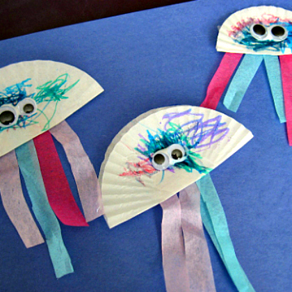 jellyfish-unique-personalized-Cupcake Liners-craft-play-ideas-for kids-of-all-ages-easy-diy