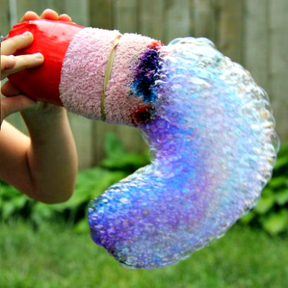 rainbow bubble snake for preschoolers!