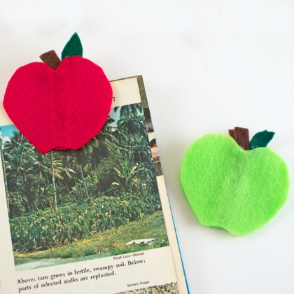 apple bookmark