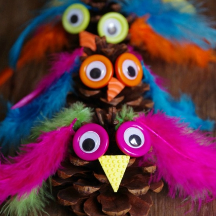 owl family pinecones for preschoolers!