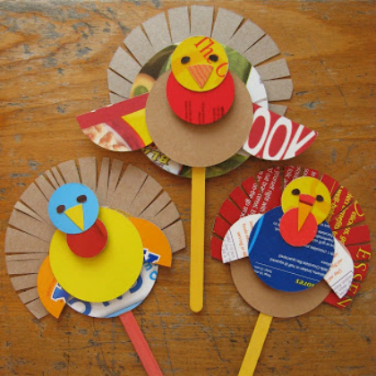 cereal box turkey stick puppets for kids!