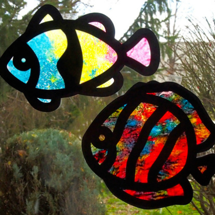 2 fish stained glass