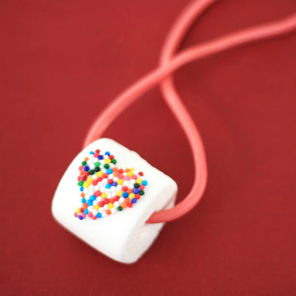 edible marshmallow necklace, Sweet Sprinkle Ideas For Kids