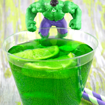 green-incredible-hulk-punch-for-super-hero-themed-party-kids-teens-and-adults- diy-craft-