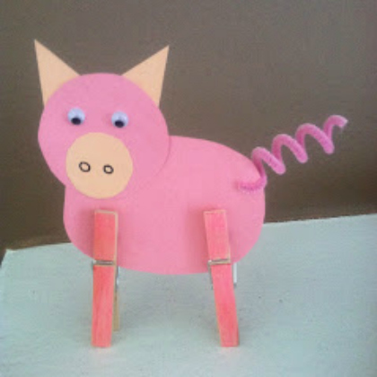 clothes pin piggy project. Pink pig craft