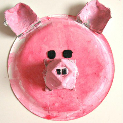 paper plate and egg carton pig craft. Painted Plate Piggy Project. Pink Pig Craft