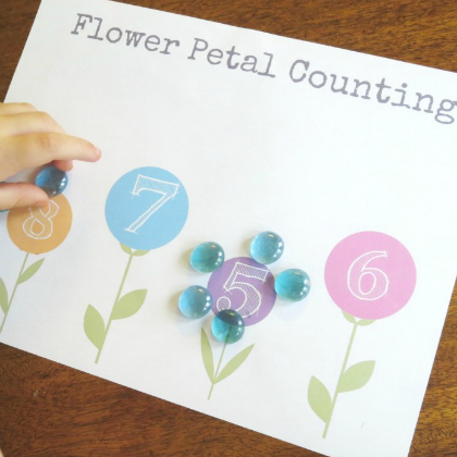 Flower Petal Counting Spring Math Activities with the preschoolers!