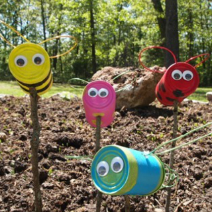 garden creatures, Tin Can Craft, recycled cans, recycling projects, ways to recycle cans, can projects for kids, tin can projects for children, ways to recycle cans, can crafts for kids