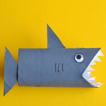 toilet paper roll, Shark Crafts, scary-fun shark crafts for kids, animal crafts, fish crafts for kids