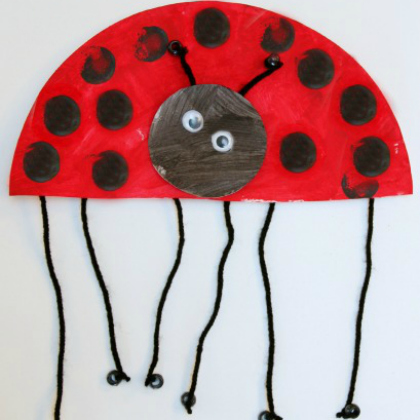 half ladybug, 25 Lovely Ladybug Crafts For Kids