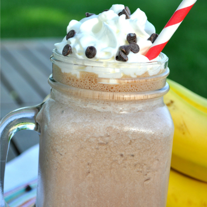 chunky monkey smoothie, yummy in the tummy smoothies for kids, smoothies, refreshing drinks for kids, yummy drinks, smoothies for kids, smoothie recipes
