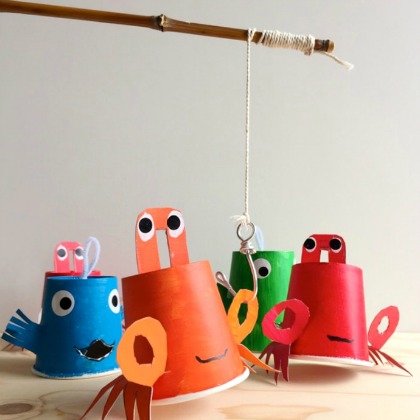 fishing with homemade hooks, Fun Fishing Games For Preschoolers Featured, fishing activity, fun kids activity, fishing game, fishing ideas