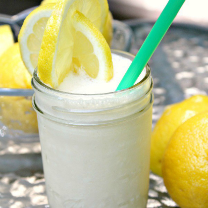 Frosted Lemonade Chick-Fil-A Copycat Recipe for kids!