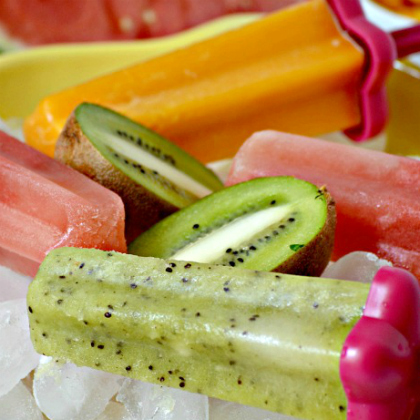 Easy Pureed Fruit Popsicles for the kids!