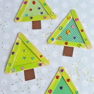 25 Christmas Tree Crafts For Kids