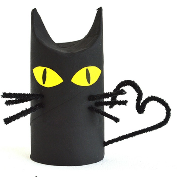 Tissure Roll Cat Craft. Spooky Halloween Toilet Roll Black Cats Craft for Kids