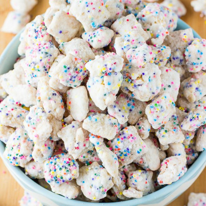 Sugar Cookie Puppy Chow for kids!