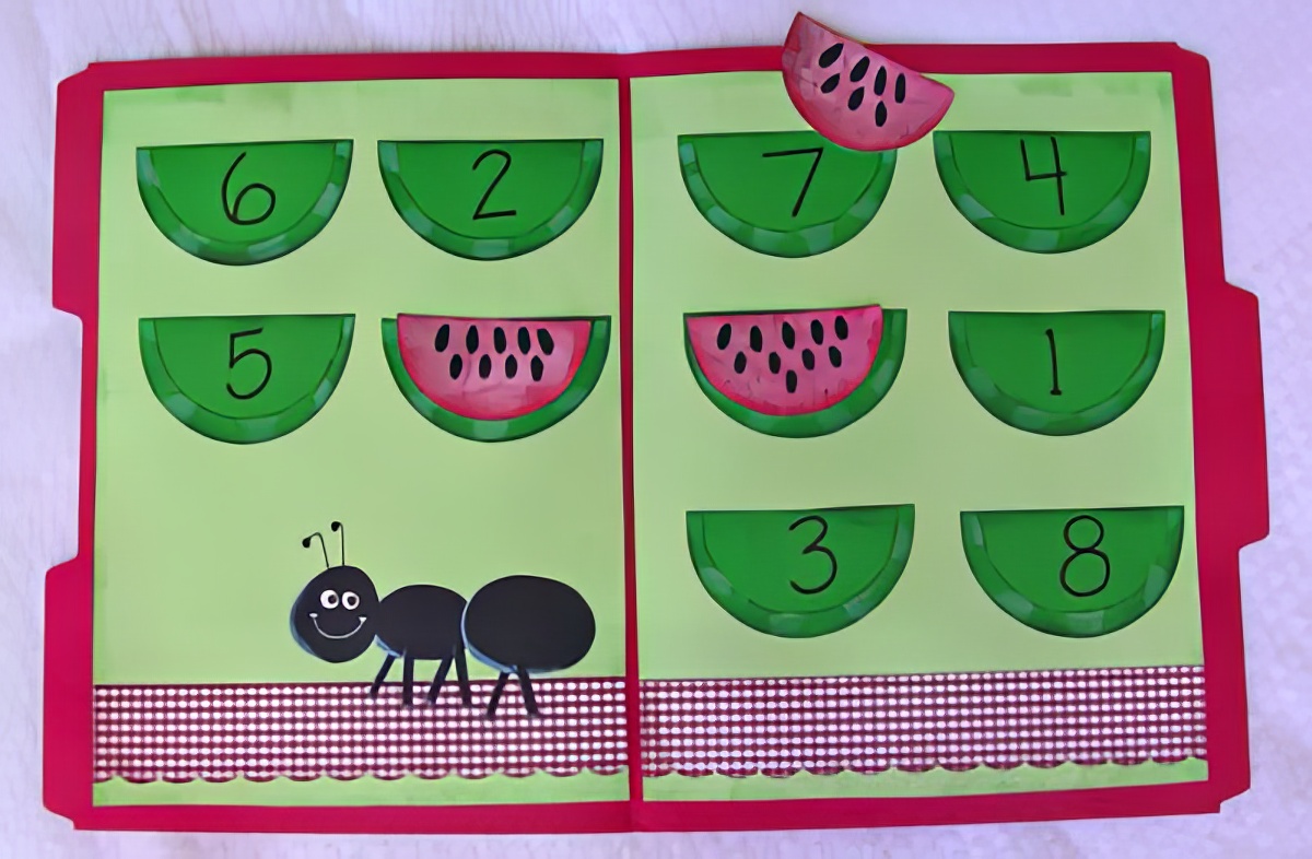Watermelon file folder counting game with kids this summer!